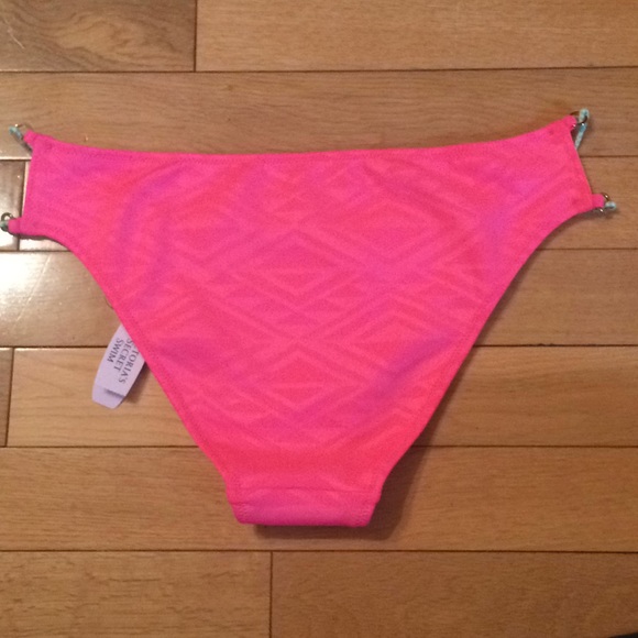 🌷VS Knockout bikini 🌷 - Picture 4 of 7